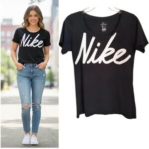 Nike Dry Fit Tee Women's Size S Black Short Sleeve Jersey Knit Top White Logo